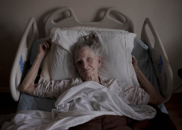 Årets Pressefoto, fire nye bøger, prisregn over ungdommen og et par gode film